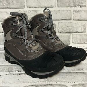 Merrell Snowbound Mid Gray Leather Faux Fur
Waterproof Snow Boots US 8.5